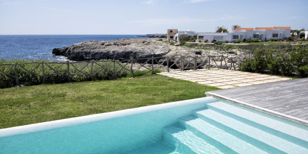 Comprar / Vender Casas Unifamiliares y Chalets en Barcelona · con Piscina
