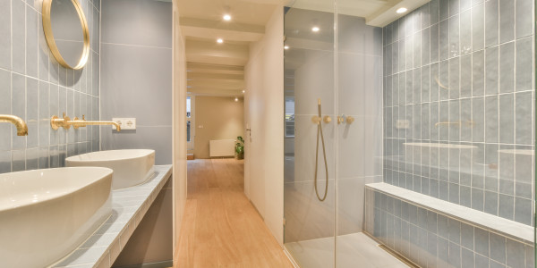 Comprar / Vender Dúplex y Áticos en Barcelona · con Baños de Diseño