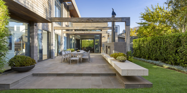 Compraventa de Inmuebles en Barcelona · Chalets